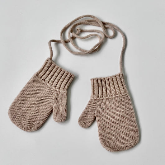 Belle Enfant Oyster Cashmere Mix Mittens: Small